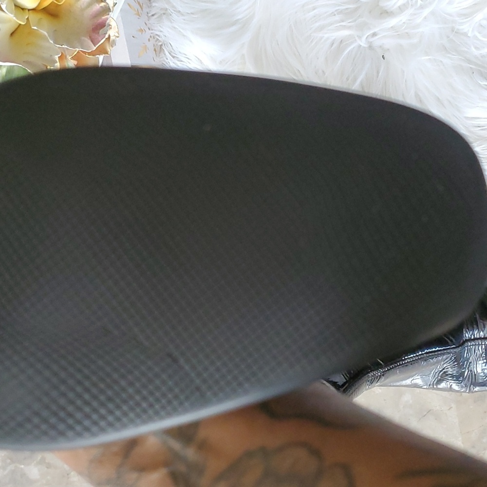 Prada  patent leather slipon ankle shoes size 9 - Picture 12 of 17